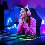 Razer Seiren V3 Chroma Streaming Microphone (RZ19-05060100-R3M1)