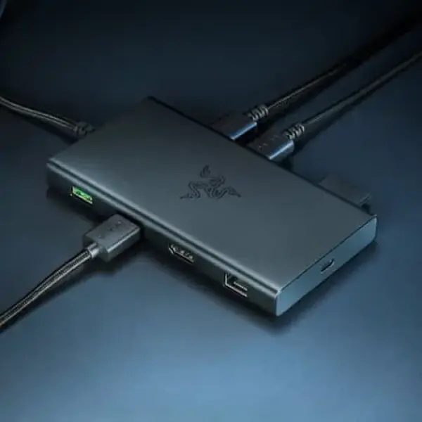 Razer USB-C Dock 11-Port Charging Device (RC21-02250100-R3M1)